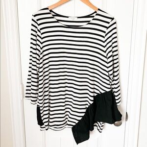 Pleione Striped Black White Top Size Medium